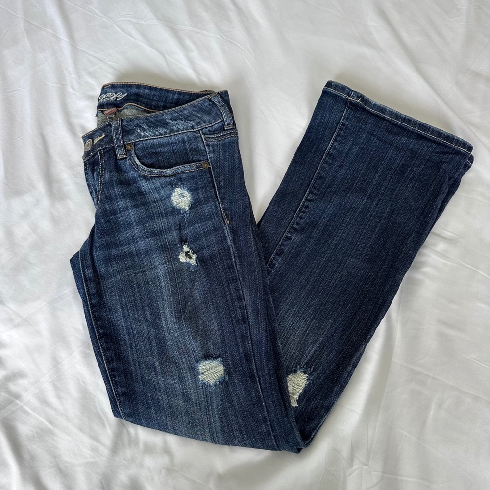 Forever 21 Low Rise Dark Wash Flare Jeans Size 26 Distressed Y2K Grunge Skater